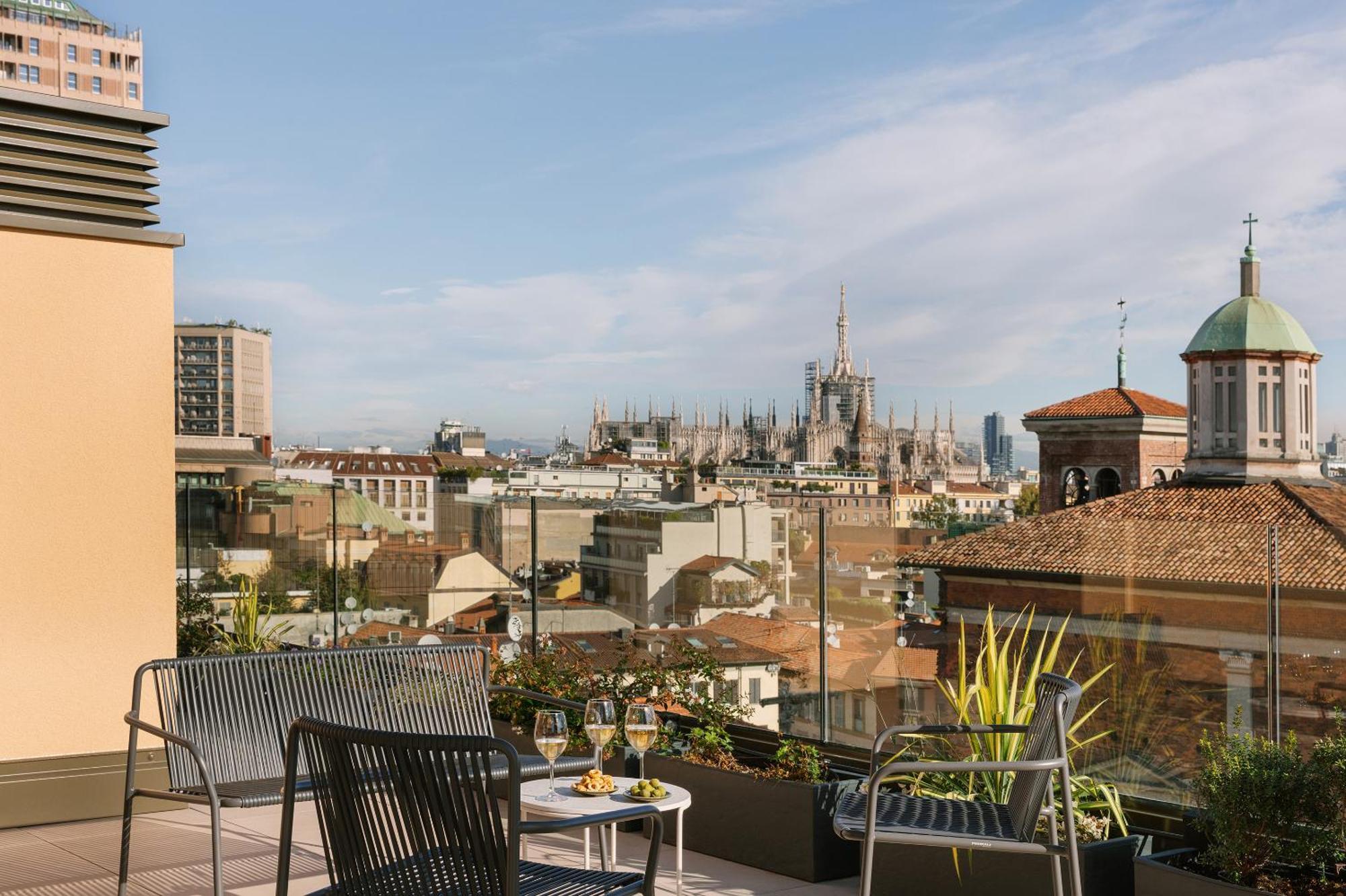 Sonder Manzoni Aparthotel มิลาน ภายนอก รูปภาพ